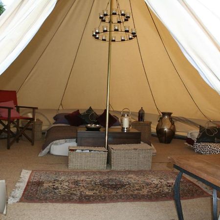 Home Farm Radnage Glamping Bell Tent 7, With Log Burner And Fire Pit High Wycombe Buitenkant foto